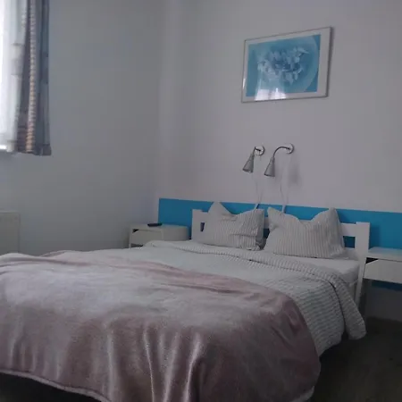 U Bozeny * 德兹维济诺